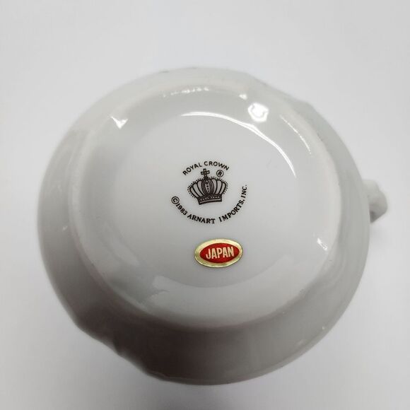Vintage 1983 Royal Crown by Arnart Imports 25th Anniversray Tea Cup and Saucer - Picture 9 of 9